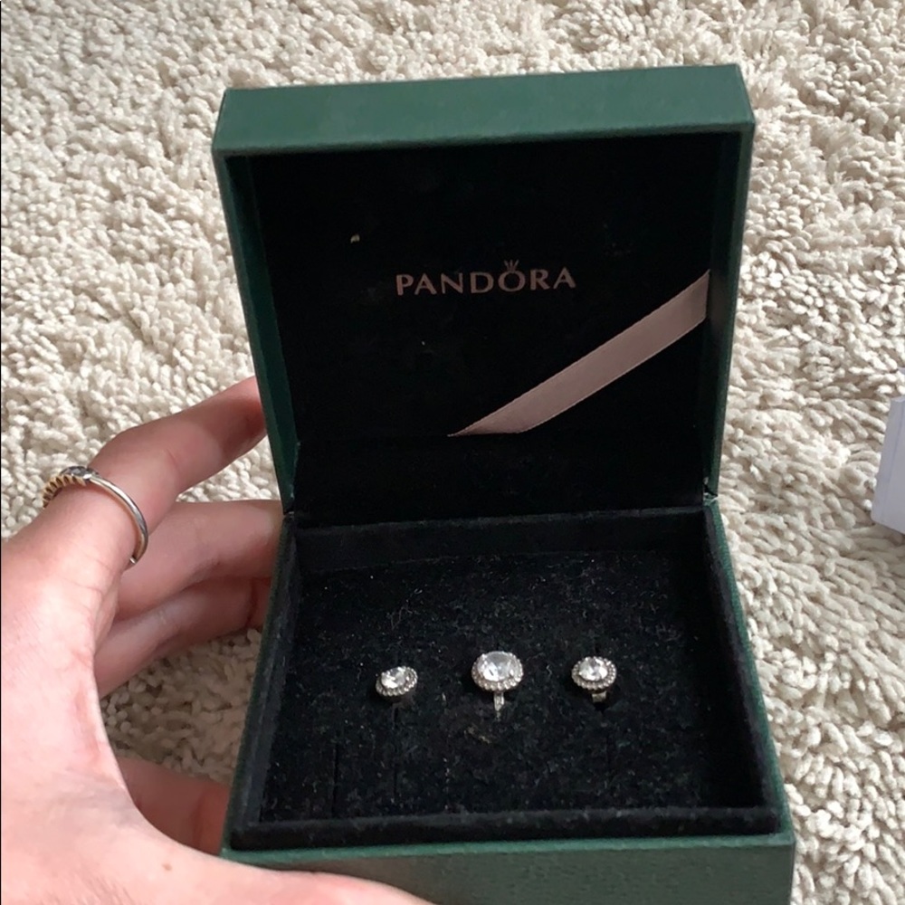 Pandora ring and earring set